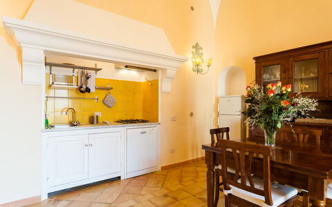 Casa Palazzo: Design Intérieur, Sol, Plafond, Sol, Meubles, Éclairage, Comptoir, Cuisine, Pièce, Cabinetry