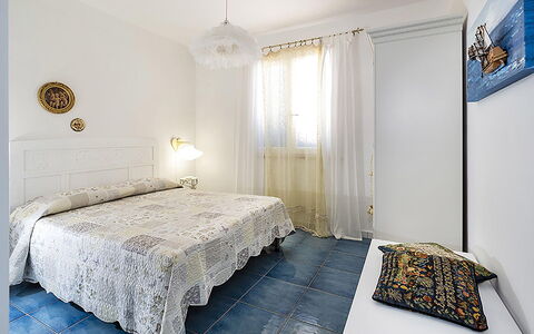 Casa Riccio: Lit, Meubles, Design Intérieur, Chambre, Sol, Literie, Sol, Drap De Lit, Pièce, Plafond