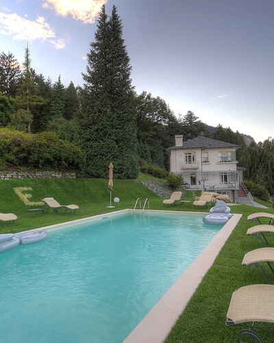Villa Alina: Piscine, Jardin, Pelouse, Biens, Loisir, Aménagement Paysager, Eco Hôtel, Ferme, Cour, Recours