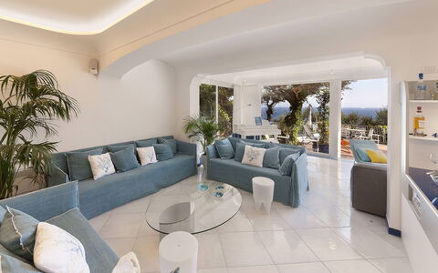 Villa Avion: Meubles, Design Intérieur, Canapé, Sol, Sol, Salon, Table, Plafond, Appartement, Pièce