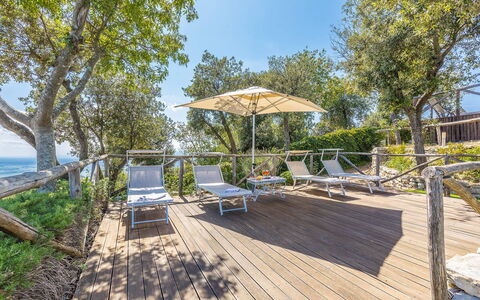 Villa Bastiano: Mobilier De Jardin, Ombre, Jardin, Dur, Chaise, Plate-Forme, Eco Hôtel, Planche, Aménagement Paysager, Balcon