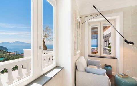 Casa Mariavittoria: Meubles, Design Intérieur, Sol, Sol, Domicile, Appartement, Plafond, Chaise, Pièce, Mer