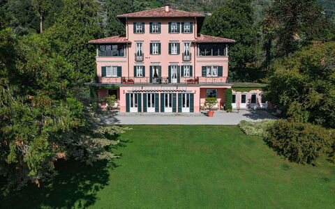 Villa Camilla: Zone Résidentielle, Domicile, Biens, Manoir, Jardin, Pelouse, Villa, Cour, Hacienda, Ferme