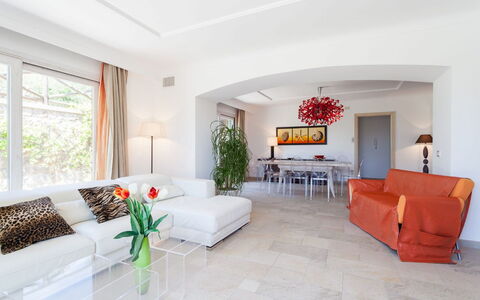 Villa Castore: Meubles, Design Intérieur, Canapé, Sol, Sol, Salon, Plafond, Table, Appartement, Domicile