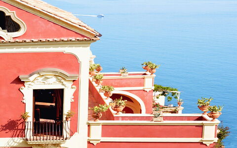 Palazzo Santa Croce: Rouge, Peindre, Balcon