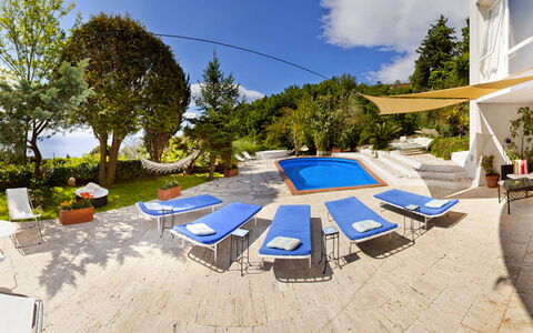 Villa Ettore: Piscine, Mobilier De Jardin, Meubles, Recours, Parapluie, Balancelle, Chaise, Ombre, Loisir, Eco Hôtel