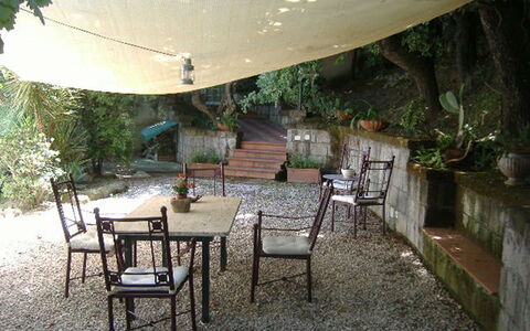 Villa Ettore: Meubles, Table, Chaise, Mobilier De Jardin, Tableau De Plein Air, Ombre, Arrière-Cour, Jardin, Dalle, Table Basse