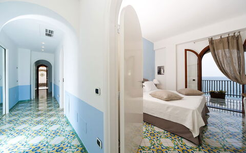 Villa Heart: Sol, Design Intérieur, Sol, Pièce, Plafond, Chambre, Hôtel, Recours, Tache De Bois, Parquet