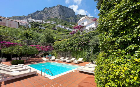 Villa Sole di Amalfi: Piscine, Recours, Hacienda, Balcon, Biens, Eco Hôtel, Villa, Cour, Hôtel, Aménagement Paysager