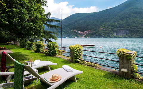 Villa Traversi: Lac, Recours, Piscine, Eco Hôtel, Ville Resort, Réservoir, Mobilier De Jardin, Plante D'Appartement, Loch