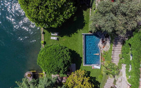 Villa Traversi: Plan D'Eau, Lac, Jardin, Biens, Piscine, Recours, Aménagement Paysager, Réservoir, Ville Resort