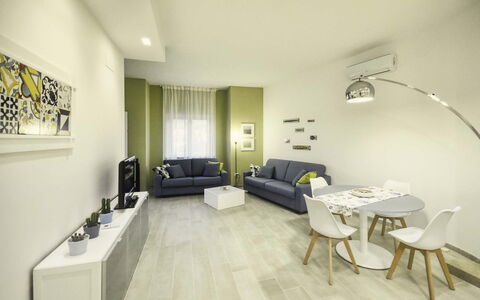 Casa Primavera: Meubles, Design Intérieur, Sol, Sol, Mur, Canapé, Plafond, Bois, Pièce, Salon