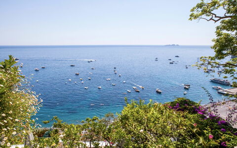 Villa Olivia: Bleu, L'Eau, Plan D'Eau, Mer, Été, Cotiers Et Relief Océaniques, Côte, Horizon, Paysage, Navire