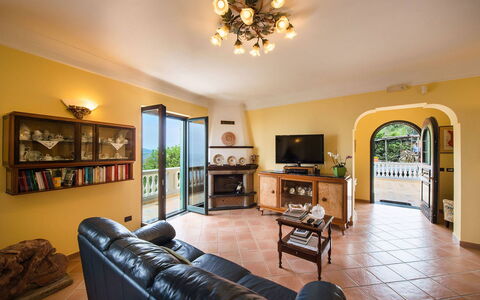 Villa Tortuga: Meubles, Design Intérieur, Sol, Sol, Plafond, Pièce, Bois, Éclairage, Salon, Canapé