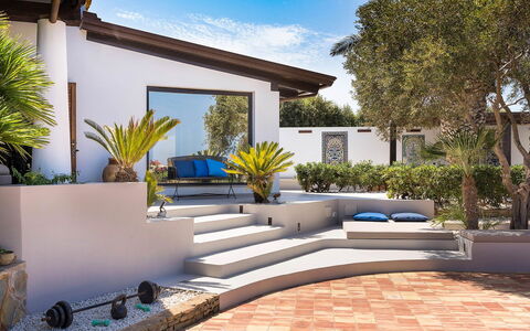 Cala Diletta: Domicile, Jardin, Ombre, Pot De Fleur, Aménagement Paysager, Mobilier De Jardin, Eco Hôtel, Recours, Chaise