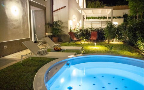 Suite Plumbago: Piscine, Recours, Conception, Plante D'Appartement, Hôtel, Mobilier De Jardin, Eco Hôtel, Éclairage Paysager, Cour