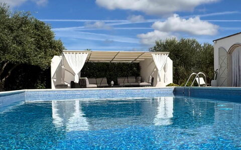 Trulli Maria: Bleu, Piscine, Composite, Recours, Ombre, Loisir, Mobilier De Jardin, Hôtel, Caractéristique De L'Eau, Eco Hôtel