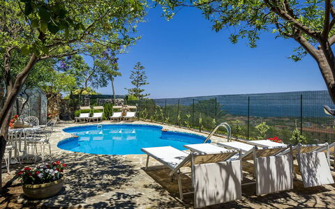 Casa Sally: Bleu, Piscine, Mobilier De Jardin, Meubles, Recours, Chaise, Eco Hôtel, Ombre, Dalle, Balancelle