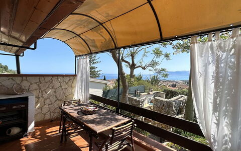 Casa Sally: Ombre, Balcon, Recours, Côte, Eco Hôtel, Escaliers, Chaise, Plante D'Appartement, Tache De Bois, Plate-Forme