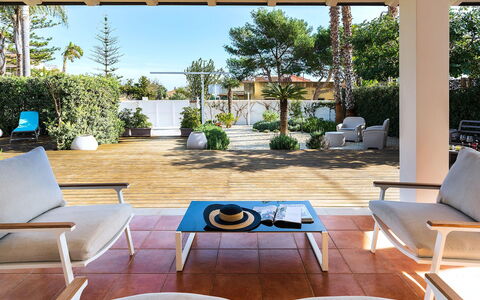 Stella Marina: Meubles, Mobilier De Jardin, Chaise, Jardin, Ombre, Table, Tableau De Plein Air, Recours, Eco Hôtel