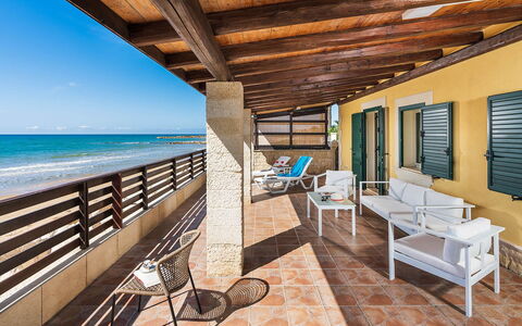 La Rosa dei Venti: Bleu, Mer, Océan, Mobilier De Jardin, Ombre, Recours, Côte, Plage, Chaise, Eco Hôtel