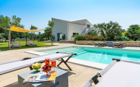 Villa Orangella: Piscine, Recours, Biens, Eco Hôtel, Loisir, Aménagement Paysager, Hacienda, Ombre, Villa, Jardin