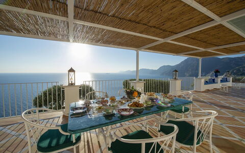 Villa Melissa: Meubles, Table, Recours, Chaise, Table Cuisine Et Salle A Manger, Mer, Salle À Manger, Côte, Balcon, Eco Hôtel