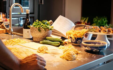 Villa Torre del Chianti: Aliments, Ingrédient, Vaisselle, Produire, Cuisine, Serveware, Vaisselle, Assiette