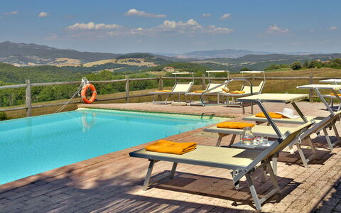 Villa Ghirlanda: Piscine, Mobilier De Jardin, Recours, Balancelle, Eco Hôtel, Hôtel, Thermes, Ville Resort, Villa, Balcon