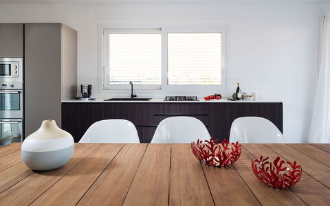 Villa Matilde: Meubles, Design Intérieur, Sol, Table, Sol, Bois, Vaisselle, Table Cuisine Et Salle A Manger, Cuisine, Domicile