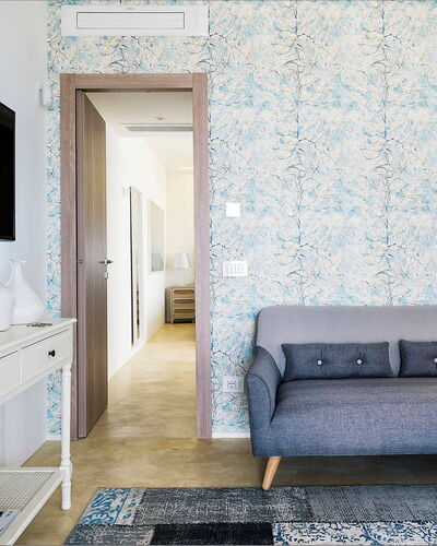 Villa Federica: Bleu, Meubles, Design Intérieur, Sol, Sol, Textile, Table, Pièce, Salon, Domicile