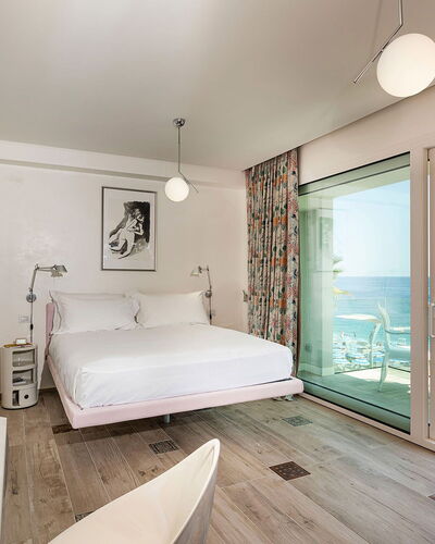 Casa Pink: Recours, Mer, Meubles, Cotiers Et Relief Océaniques, Océan, Côte, Piscine, Appartement, Hôtel, Eco Hôtel
