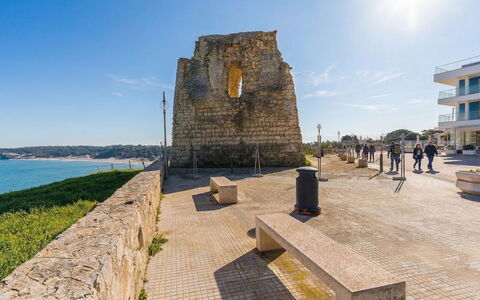 Azzurra: Mer, Côte, Océan, Mur De Pierre, Ruines, Histoire Ancienne, Fortification