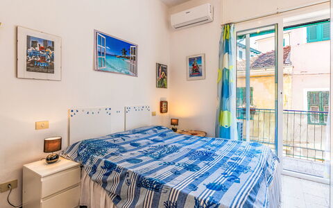 Milena: Appartement, Domicile, Condominium, Balcon, Hôtel, Peindre, Appartement Penthouse