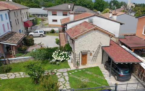 La Casetta dei Palù, Valdobbiadene: Bâtiment, Maison, Zone Résidentielle, Toit, Quartier, Domicile, Ville, Établissements Humains, Design Urbain