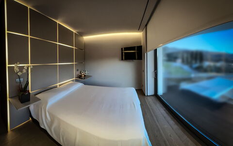 Villa Bilor Luxe: Éclairage, Lit, Chambre, Hôtel, Nuit, Appartement Penthouse, Cadre De Lit, Literie, Suite