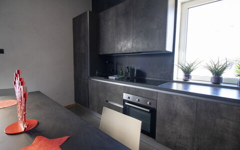 C-Home Historic House: Sol, Comptoir, Sol, Meubles, Cuisine, Appareil De Cuisine, Électroménager, Cabinetry, Principaux Appliance