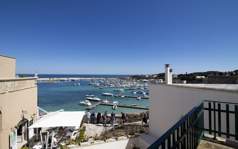C-Home Historic House: Bateau, Navire, Bateaux Et Nautique - Materiel Et Fournitures, Marina, Voie Navigable, Côte, Mer, Cotiers Et Relief Océaniques, Port, Port