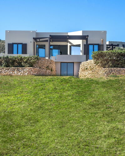 Villa Stornella: Ciel, Bleu, Architecture, Lot Terre, Formations Arbustives, Manoir, Villa