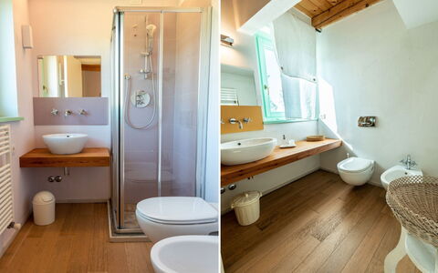 Villa Checco: Salle De Bains, Sol, Luminaire Plomberie, Sol, Design Intérieur, Bois, Lavabo, Évier, Robinet, Plomberie