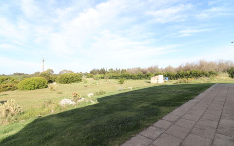 Elegante Villa Casale 50: Ciel, Jour, Herbe, Prairie, Nuage, Plaine, Lot Terre, Pelouse, Pâturage, Prairie