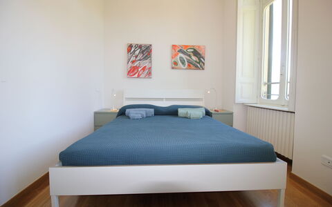Bellavista Dimora Storica Vista Lago: Lit, Meubles, Chambre, Literie, Design Intérieur, Drap De Lit, Sol, Sol, Bois, Domicile