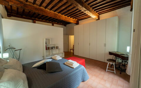 Le Loggine del Pignatello Apartment, Siena City: Mur, Meubles, Design Intérieur, Sol, Bois, Chambre, Sol, Plafond, Lit, Pièce