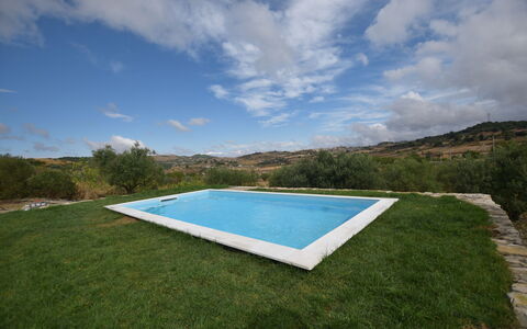Villa Margi: Bleu, Piscine