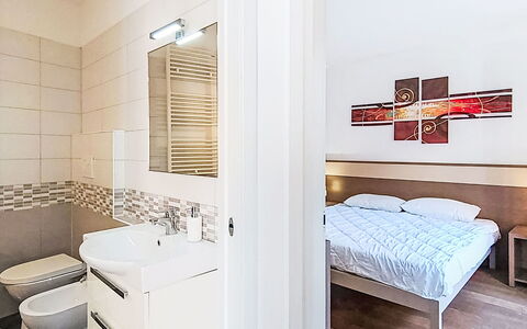 Antica Corte: Design Intérieur, Sol, Sol, Lit, Chambre, Meubles, Plafond, Pièce, Appartement, Cadre De Lit
