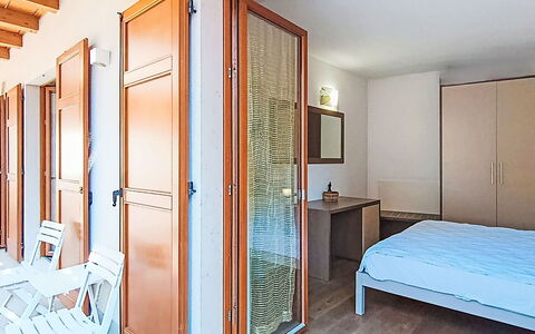 Antica Corte: Design Intérieur, Bois, Sol, Sol, Plafond, Meubles, Chambre, Lit, Pièce, Tache De Bois