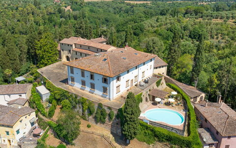 Palaia 629: Biens, Villa, Piscine, Manoir, Ville Resort, Hacienda, Photographie Aérienne, Eco Hôtel, Ferme, Chaparral