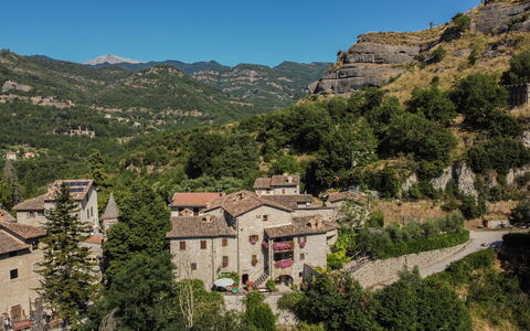 Agriturismo Arcera: Montagnes Relief, Montagne, Colline, Montagnes, Maison, Paysage, Chaîne De Montagnes, Zone Rurale, Établissements Humains, Village
