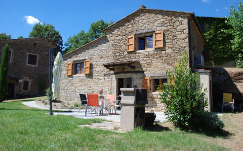 Casa Chimera: Maison, Domicile, Chalet, Zone Résidentielle, Établissements Humains, Porte, Ferme, Biens, Pelouse, Jardin