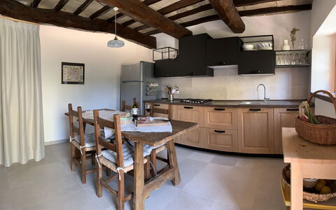 Casa Chimera: Meubles, Design Intérieur, Cuisine, Bois, Sol, Comptoir, Plafond, Cabinetry, Pièce, Sol
